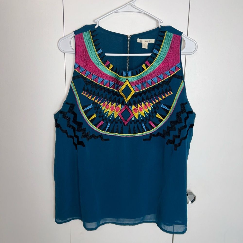 MI AMI Women's Tribal Embroidered Sheer Sleeveless Blouse Size Large Lined
